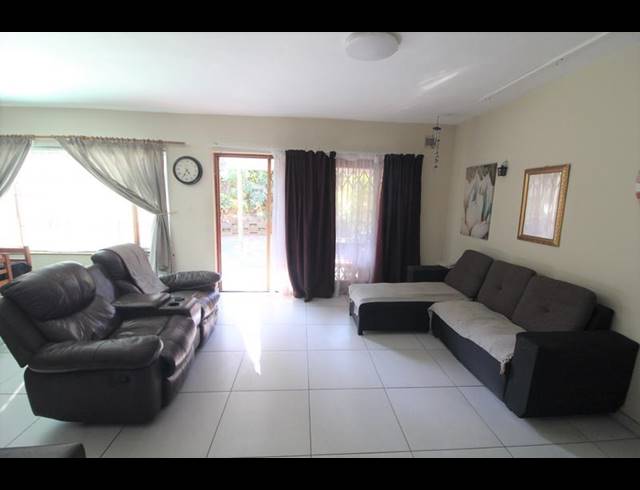 3 BEDROOM HOUSE FOR SALE IN ESCOMBE